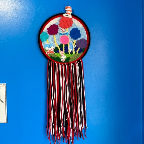 Cat in the Hat  theme wall decorations, handcrafted, 25 inches long ❤️ - Picture 2 of 3